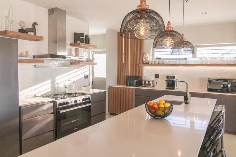 6 Bedroom Property for Sale in Dwarskersbos Western Cape